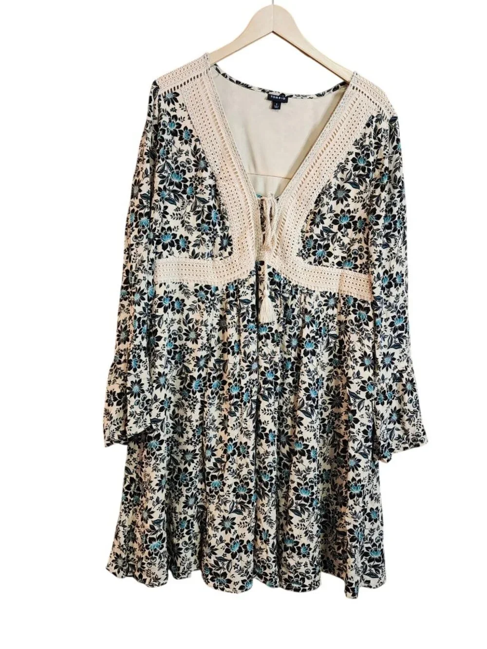 Torrid Mini Gauze Lace-Up Floral Skater V Neck Dress Beige 1 1X 14 16 NWOT - Picture 5 of 7